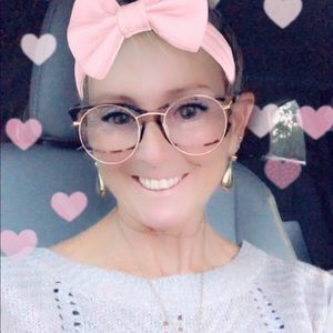 Meet your Posher, Vicky